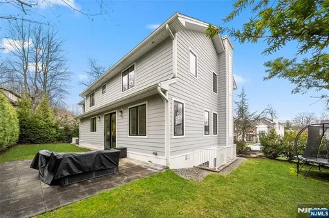55 Cedar Street Cresskill NJ 07626