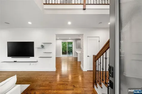 55 Cedar Street Cresskill NJ 07626