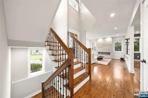 55 Cedar Street Cresskill NJ 07626