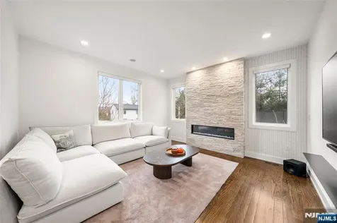 55 Cedar Street Cresskill NJ 07626