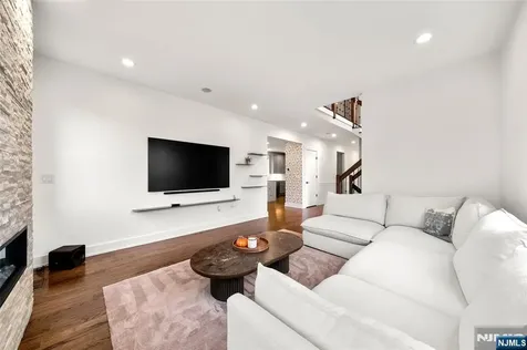 55 Cedar Street Cresskill NJ 07626