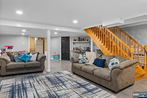 12 Calvin Avenue Lodi NJ 07644