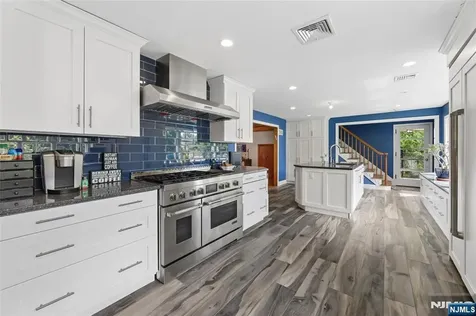 1271 Alicia Avenue Teaneck NJ 07666