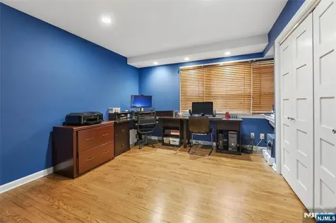 1271 Alicia Avenue Teaneck NJ 07666