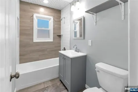 29 Stansfield Place North Haledon NJ 07508