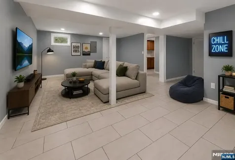 29 Stansfield Place North Haledon NJ 07508