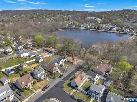 29 Stansfield Place North Haledon NJ 07508