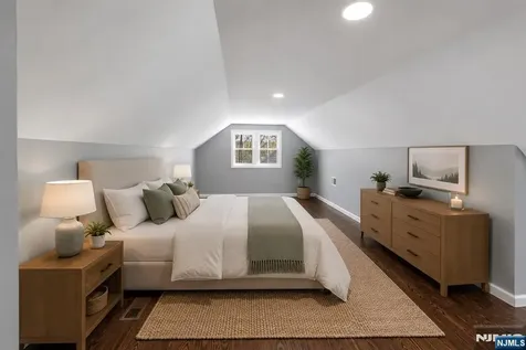 29 Stansfield Place North Haledon NJ 07508
