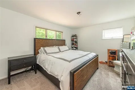 319 Winifred Drive Totowa NJ 07512