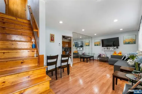 19 Albert Street North Arlington NJ 07031