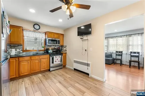 19 Albert Street North Arlington NJ 07031