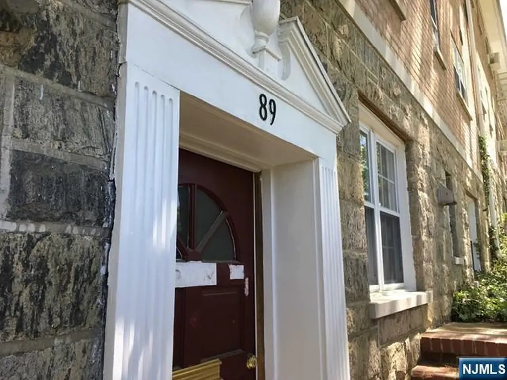 89 W Ridgewood Avenue Ridgewood NJ 07450
