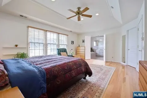 47 Mulberry Court Paramus NJ 07652