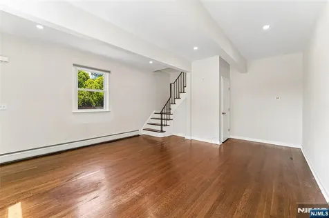 42 Ridgewood Avenue Paramus NJ 07652