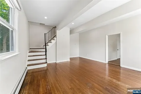 42 Ridgewood Avenue Paramus NJ 07652