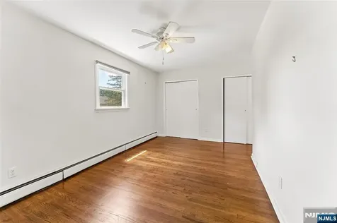 42 Ridgewood Avenue Paramus NJ 07652
