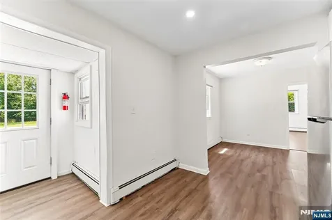 42 Ridgewood Avenue Paramus NJ 07652