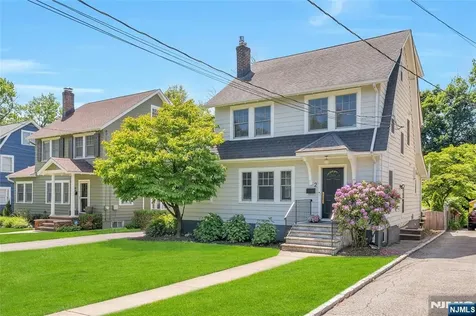 2 Columbus Avenue Montclair NJ 07042