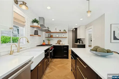 2 Columbus Avenue Montclair NJ 07042