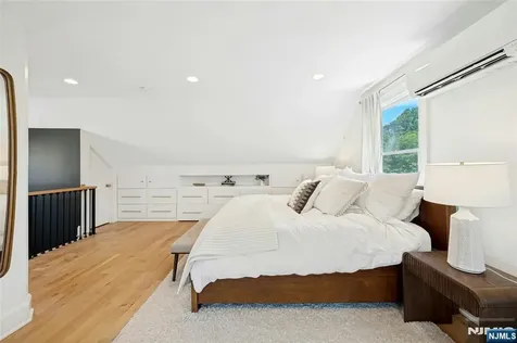 2 Columbus Avenue Montclair NJ 07042