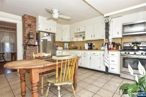343 Union Street Lodi NJ 07644