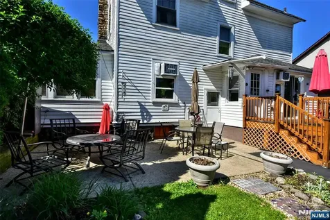 343 Union Street Lodi NJ 07644