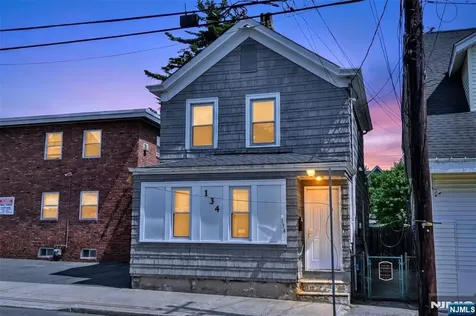 134 8th Street Paterson NJ 07522