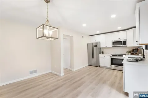 11196 Dell Place Stanhope NJ 07874