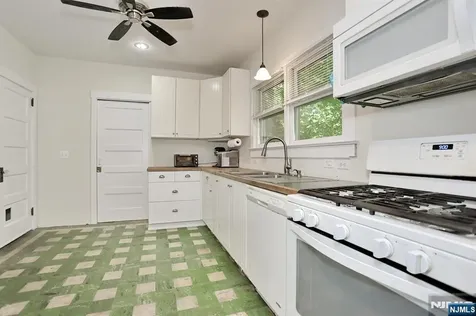 121 Wilmuth Street Mahwah NJ 07430