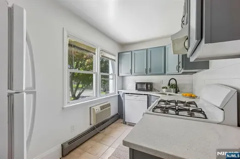 44-46 Gates Avenue Montclair NJ 07042