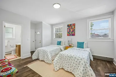 44-46 Gates Avenue Montclair NJ 07042