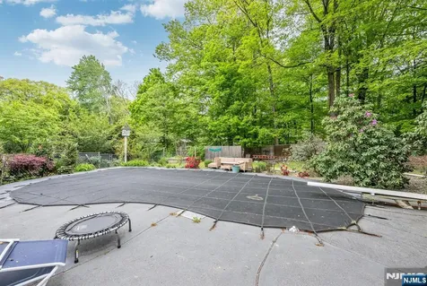 596 Wyckoff Avenue Mahwah NJ 07430