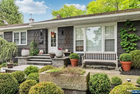 596 Wyckoff Avenue Mahwah NJ 07430
