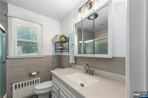 16 Sioux Trail Denville Township NJ 07834