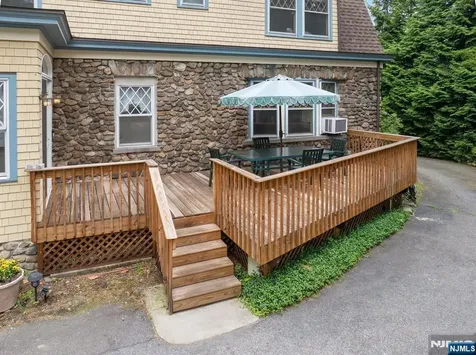 164 S Highwood Avenue Glen Rock NJ 07452