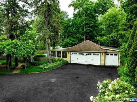 164 S Highwood Avenue Glen Rock NJ 07452