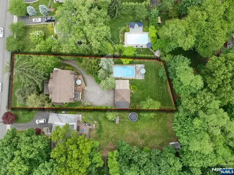 164 S Highwood Avenue Glen Rock NJ 07452