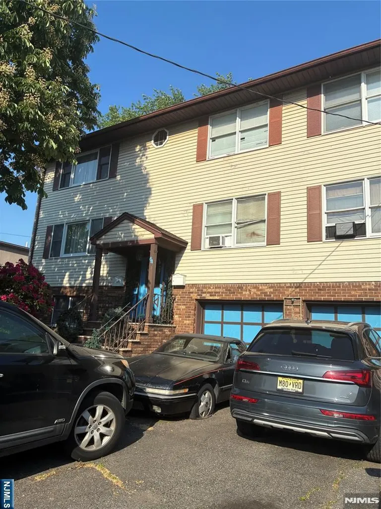 64 Brandt Street Little Ferry NJ 07643