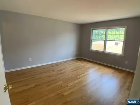 18 Prospect Street Palisades Park NJ 07650