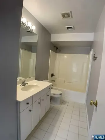 18 Prospect Street Palisades Park NJ 07650