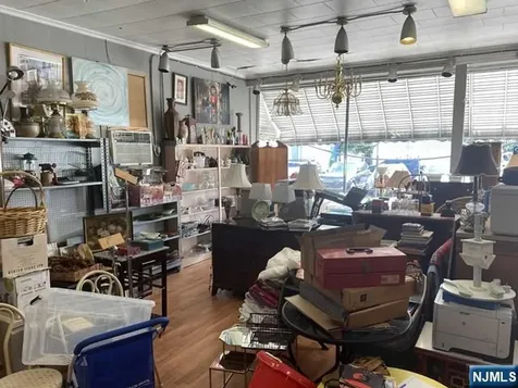 124 Goffle Road Hawthorne NJ 07506