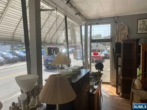 124 Goffle Road Hawthorne NJ 07506