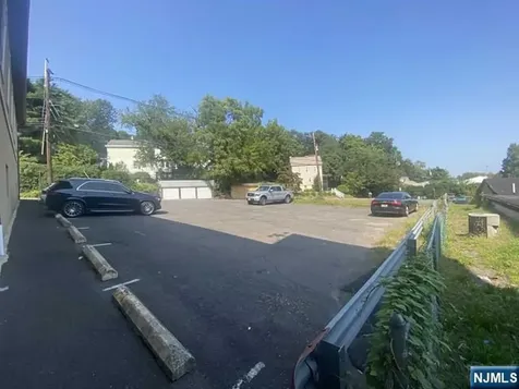 124 Goffle Road Hawthorne NJ 07506
