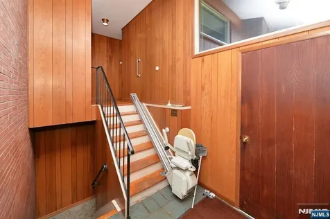 235 Godwin Avenue Wyckoff NJ 07481