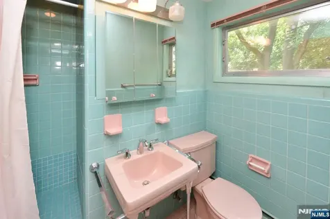 235 Godwin Avenue Wyckoff NJ 07481