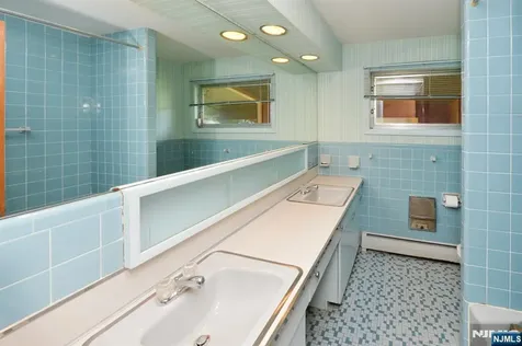 235 Godwin Avenue Wyckoff NJ 07481