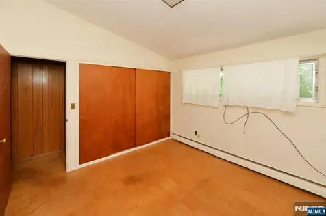 235 Godwin Avenue Wyckoff NJ 07481