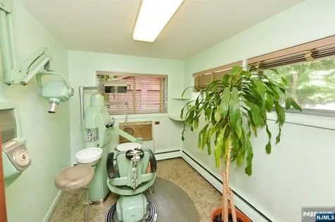 235 Godwin Avenue Wyckoff NJ 07481