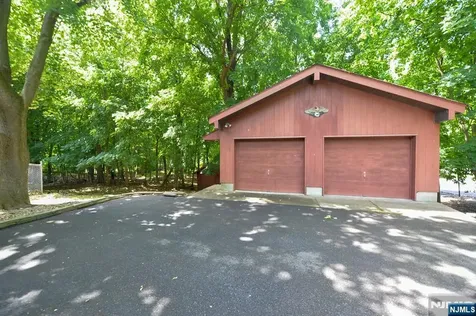 235 Godwin Avenue Wyckoff NJ 07481