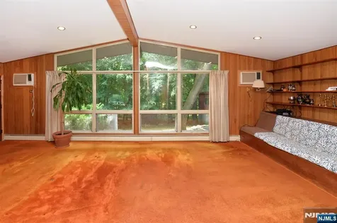 235 Godwin Avenue Wyckoff NJ 07481
